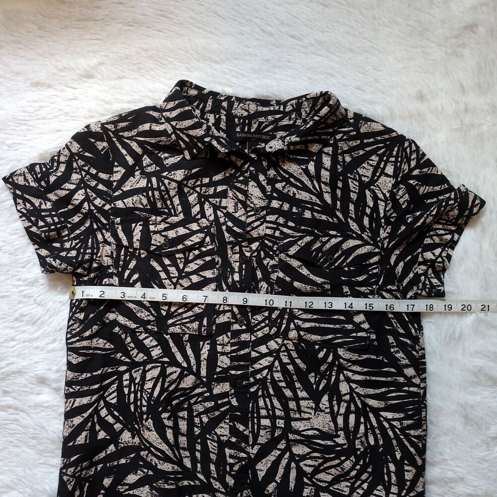 Banana Republic Black and White Leaf Print Midi Dress - Picture 5 of 9